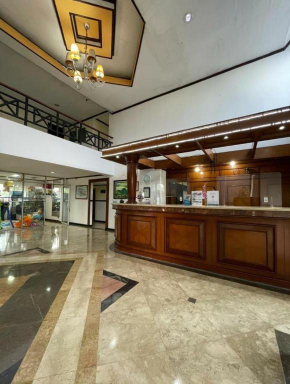 Hotel Parama Puncak Luaran gambar