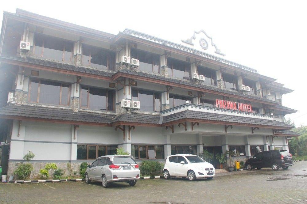 Hotel Parama Puncak Luaran gambar