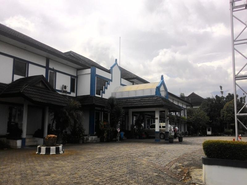 Hotel Parama Puncak Luaran gambar